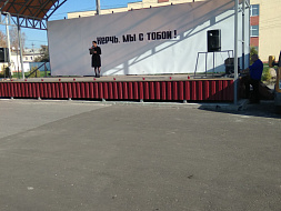 Траурный митинг в память о погибших в Керчи